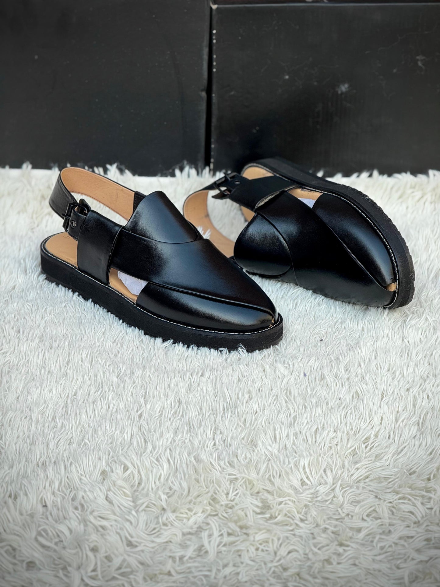 PESHAWARI KHEERI BLACK LEATHER VIBRAM SOLE
