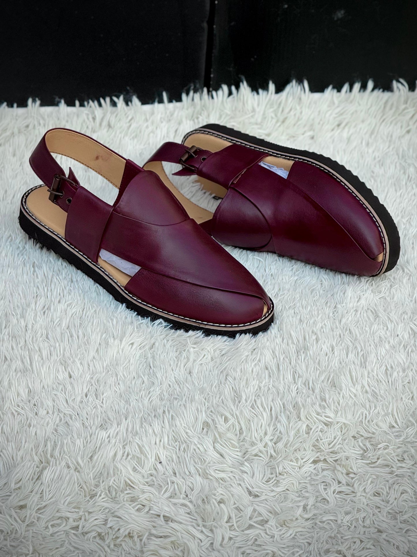 RED PESHAWRI SANDLE VIBRUM SOLE