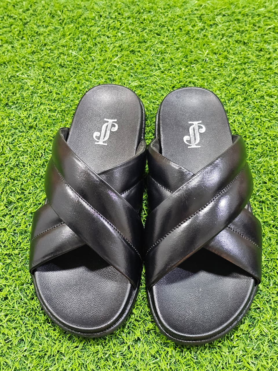 JS CROSS SLIPPER LEATHER WITH SOFT SOLE